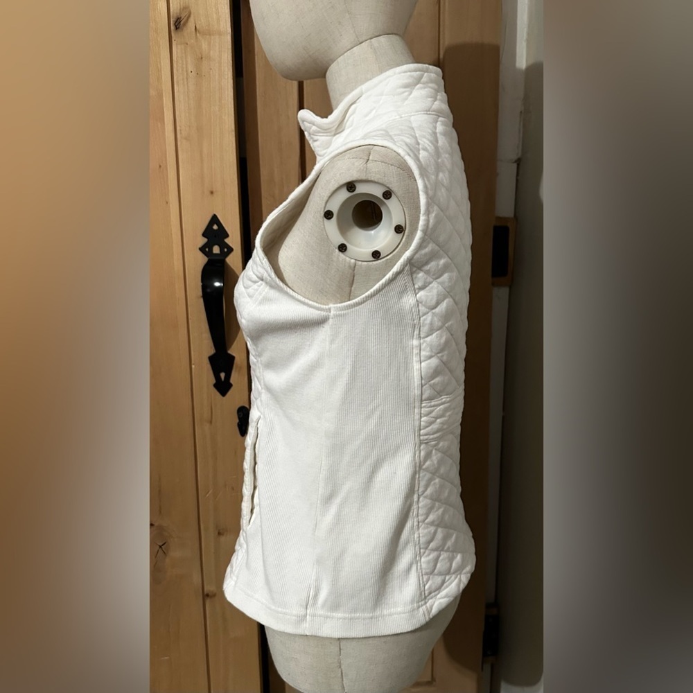 Croft & Barrow Quilted White Vest Classic Layering XSP - Picture 3 of 7